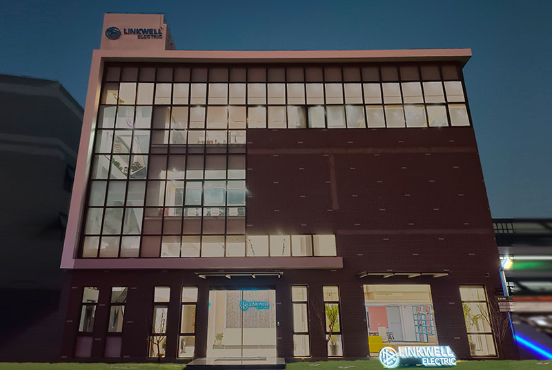  Office building night view